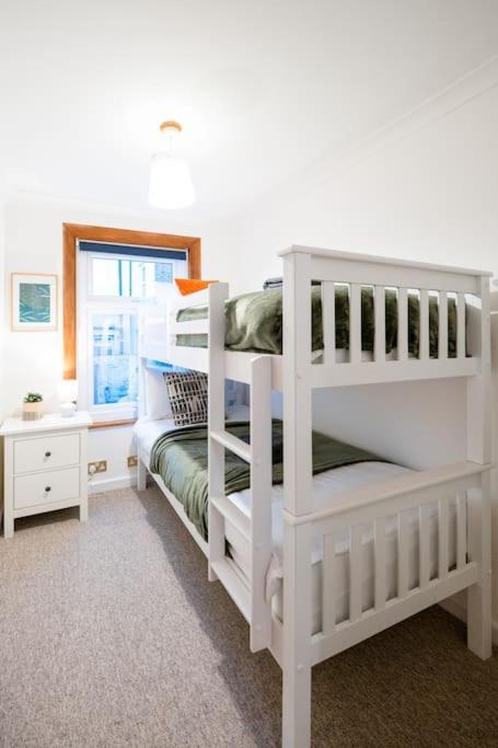 3 Bedroom Home Close To Town Centre With Wifi & Garden 皇家滕布里奇韦尔斯 外观 照片