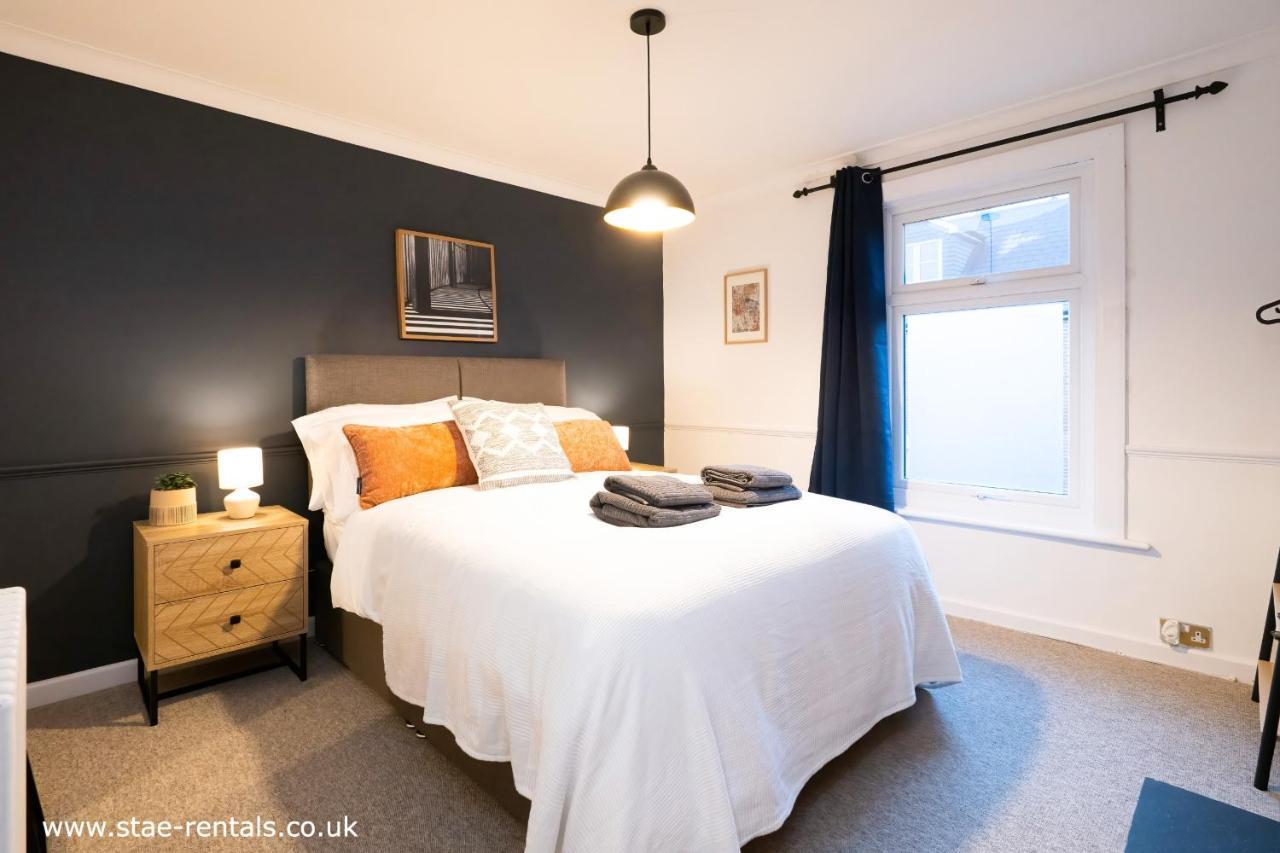 3 Bedroom Home Close To Town Centre With Wifi & Garden 皇家滕布里奇韦尔斯 外观 照片